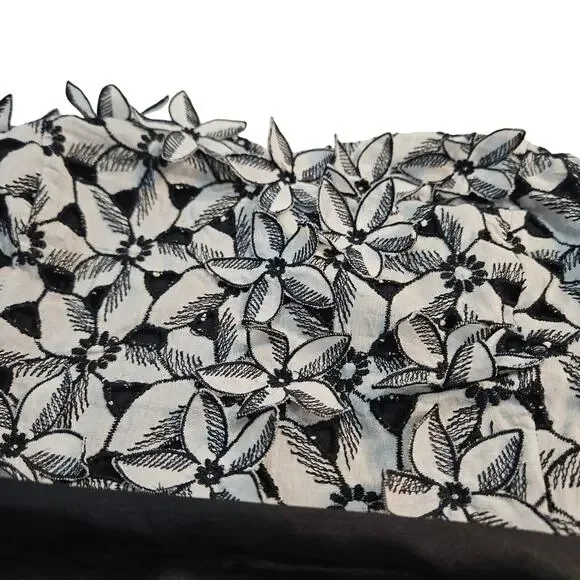 Anthropologie Moulinette Soeurs Overwhelmed Asters 3D Flower Eyelet Dress 8 - Picture 7 of 9